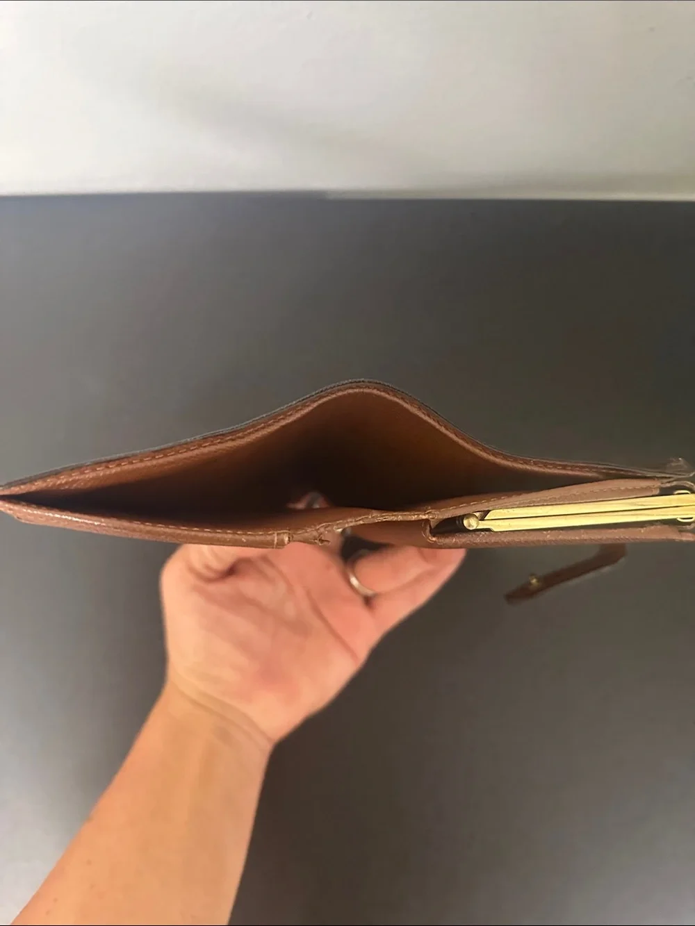 EUC Vintage Louis Vuitton Monogram Bifold Snap Wallet w Gold  Coin Closure